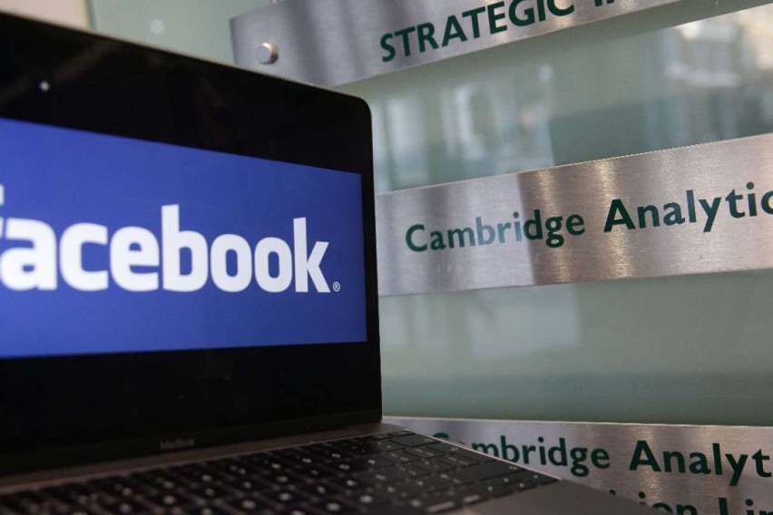 Падна Facebook, илјадници корисници пријавуваат проблеми