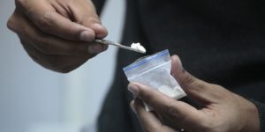 Вчеравечер 8 приведени на подрачје на Гостивар заради наркотици