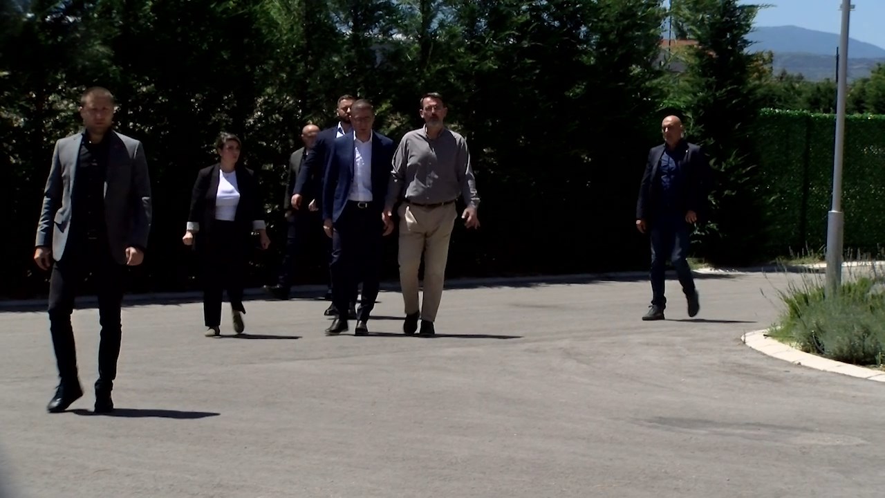 Мицкоски: Реконструкција на владата по роденденот на партијата на 17 јуни