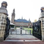 Од Крим до Преспа: Меѓу правото и политиката