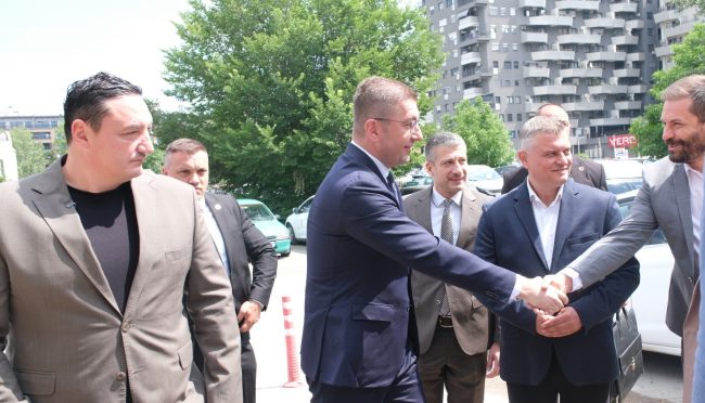 ПОСЕТАТА НА КОШТА НЕМА ДА ЈА СМЕНИ ПОЗИЦИЈАТА НА ВЛАДАТА ЗА ПРЕГОВОРИТЕ СО ЕУ, РЕЧЕ МИЦКОСКИ
