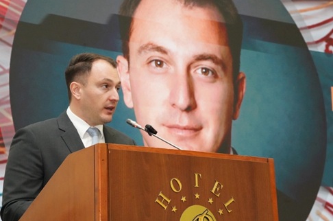 АНДОНОВСКИ: Наша цел е Македонија не само да ја следи технолошката иднина, туку да учествува во нејзиното создавање