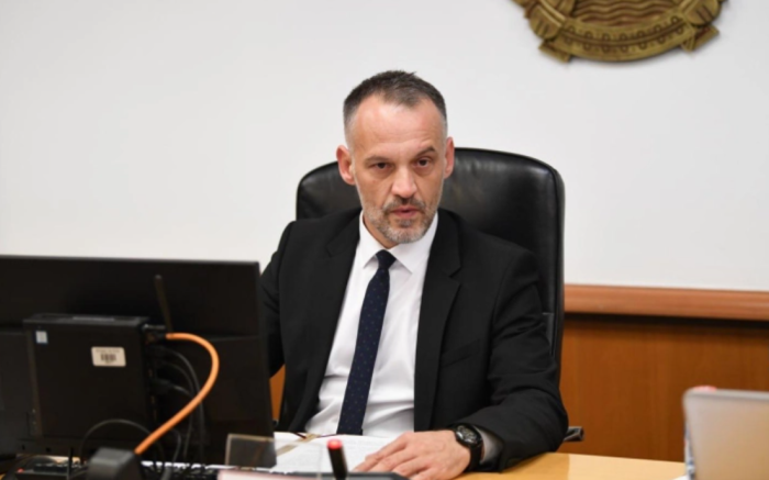 Фетаи поднесе оставка