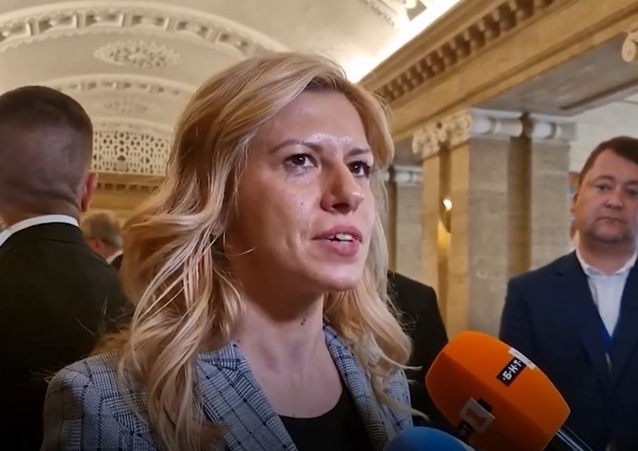 Европскиот консензус од 2022 не може да се (ре)преговара, уставните измени треба да се направат, рекла Доцова на средбата со Гаши