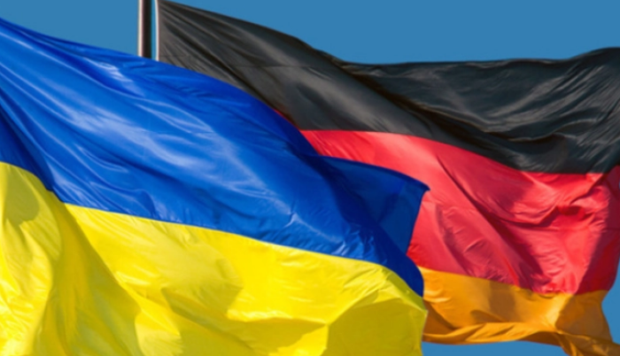 Лидерите на Украина, Франција и Германија доаѓаат во Лондон на разговори