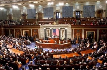 Американскиот Сенат изгласа резолуција против продолжувањето на војната против Иран