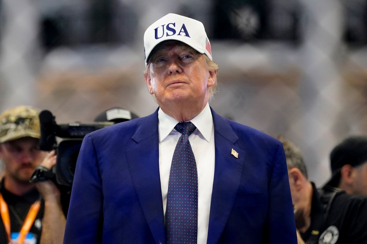 Што му кажа Трамп на УФЦ борецот кој предизвика бурни реакции со изјавата за Мишел Обама?