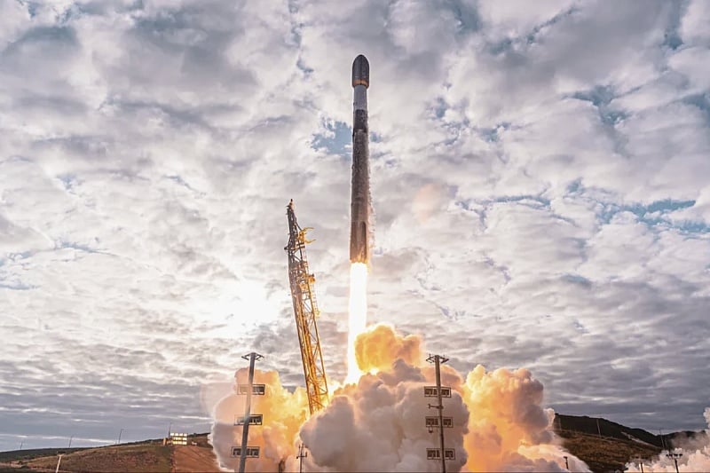 SpaceX лансираше повеќе сателити отколку сите останати во историјата заедно
