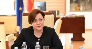 Димитриеска-Кочоска: Буџетот е стабилен, повратот на ДДВ кон фирмите зголемен за 4,7 отсто