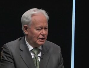 Денес роденден слави Васил Дрвошанов – еден од најзначајните современи македонски јазичари и поети
