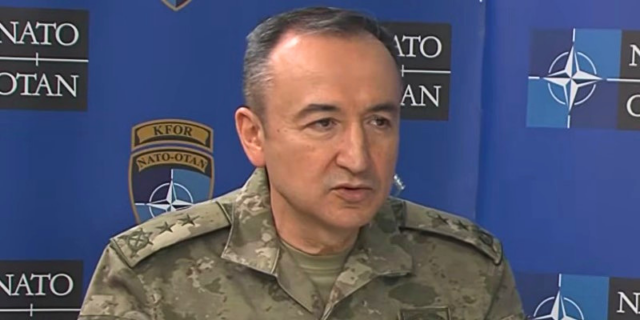 Командантот на КФОР: Безбедносната состојба на Косово е мирна, но остануваме будни