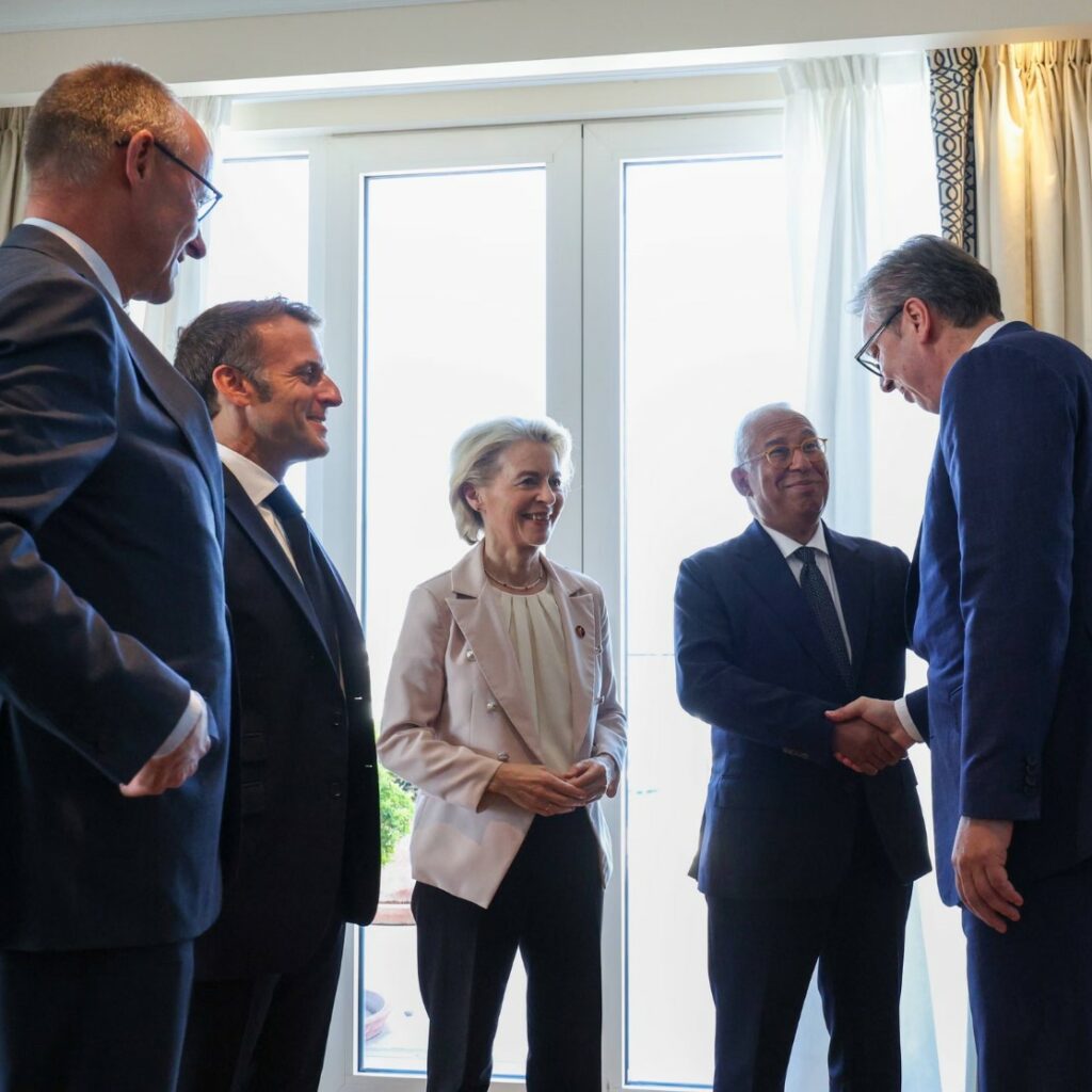 Мерц: Србија мора да избере помеѓу Европската Унија, Русија и Кина