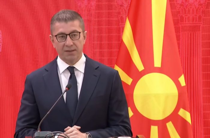 МИЦКОСКИ: Додека јас сум премиер ќе ги штитам македонските национални интереси