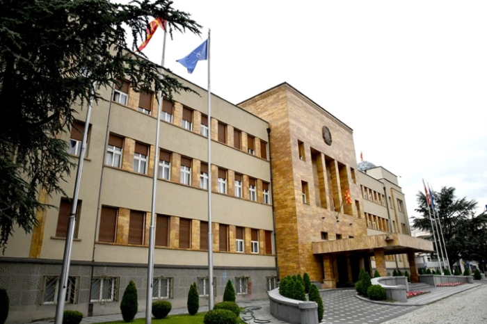 Комисиска расправа за предлог законите за високи раководители и за соодветна и правична застапеност