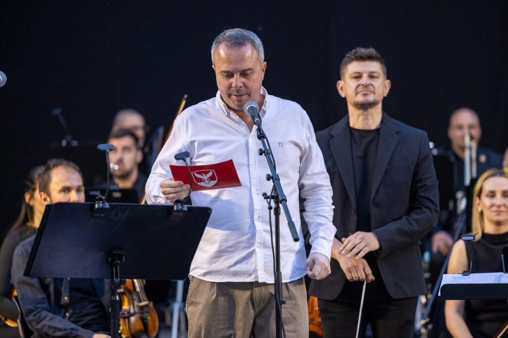 “Центарска симфонија: Центар пееше во еден глас, македонски евергрини и филмски класици