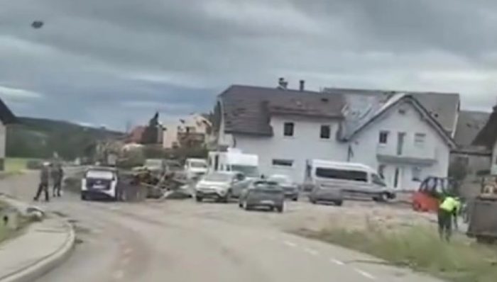 Силно невреме во Словенија, најпогодена Горенска