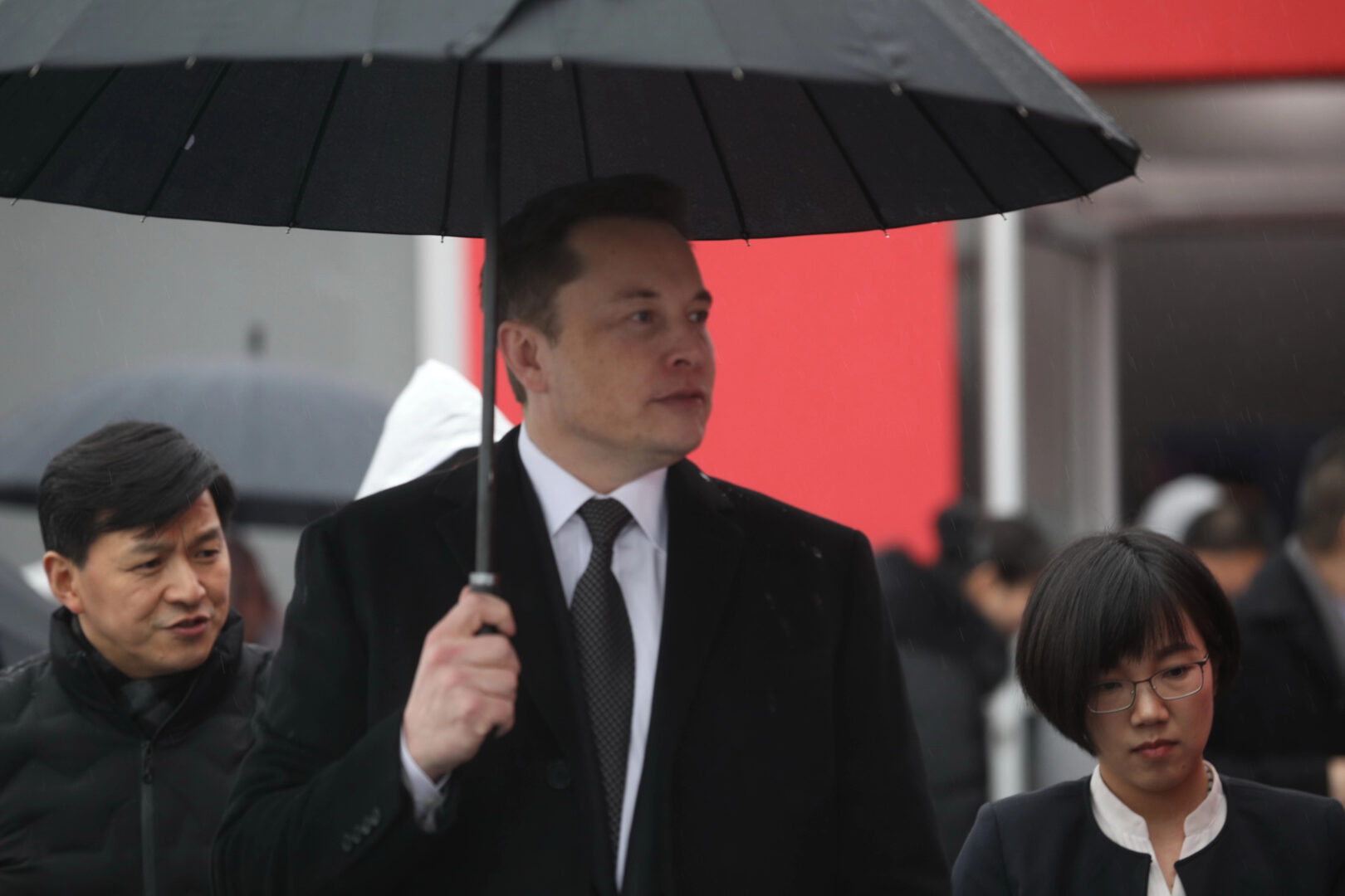 SpaceX би можел да го направи Маск првиот билионер во светот