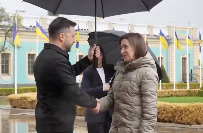 УКРАИНА И МОЛДАВИЈА БИ МОЖЕЛЕ ВО ЈУНИ ДА ГИ ПОЧНАТ ПРЕГОВОРИТЕ ЗА ЧЛЕНСТВО ВО ЕУ