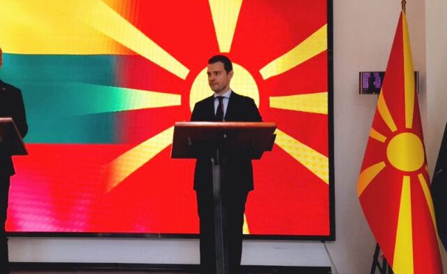 Со Софија ја затворивме темата, очекувам соодветен одговор, рече Муцунски зa протекувањето на димпломатската нота