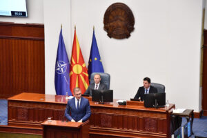 Мицкоски: Соседна држава шири теза ЕУ да ја сопре финансиската помош за Македонија за таа да клекне и да го исполни барањето, а истата опасна теза ја шири опозицијата во земјава