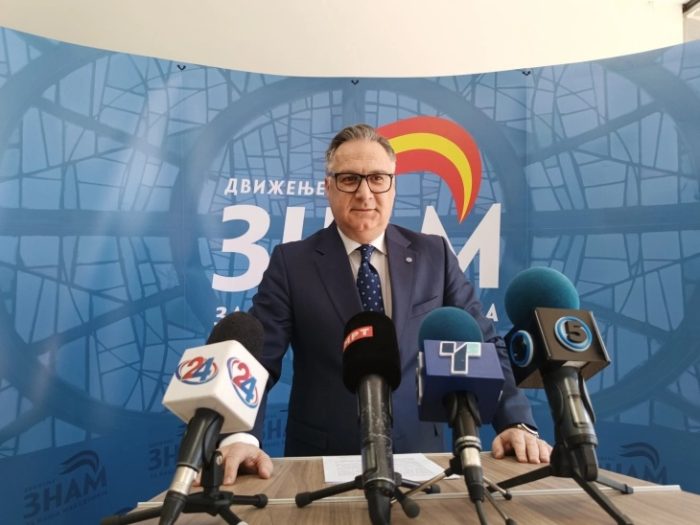 ЗНАМ ЗА РУСКИОТ РУЛЕТ ВО СДСМ: Пендаровски и Ковачевскиза со две верзии за „цепењето на ВМРО и Бугари во Уставот“