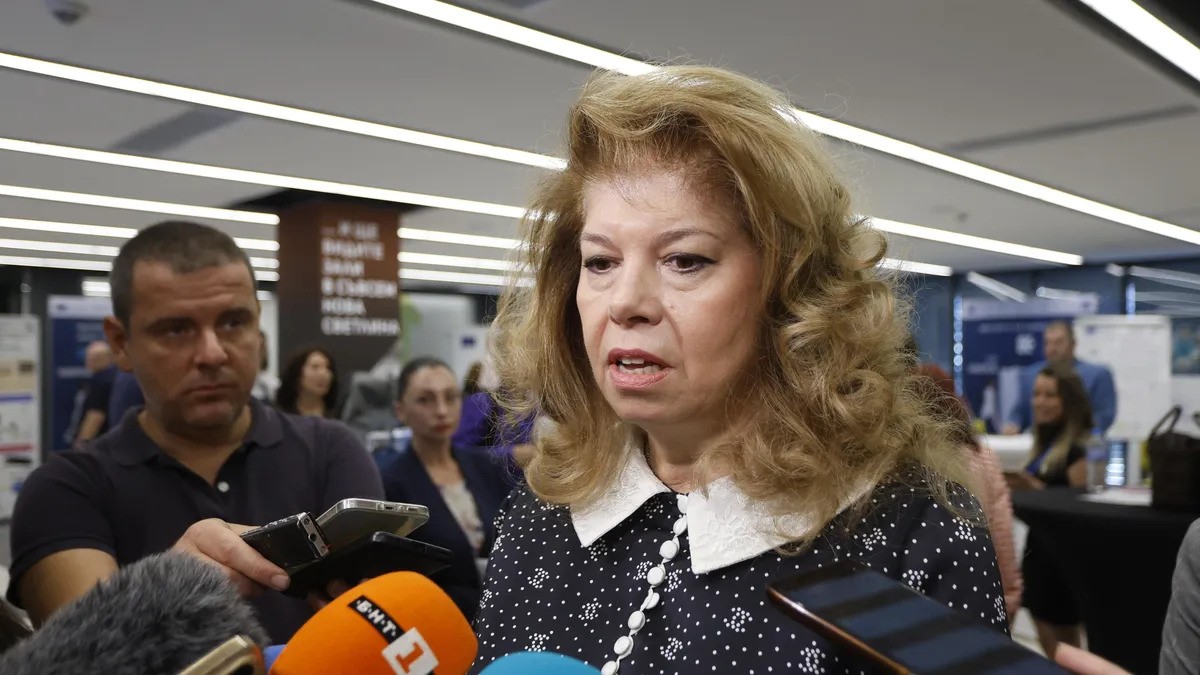 Јотовa: Палењето на дипломатските возила во Скопје е напад над Бугарија