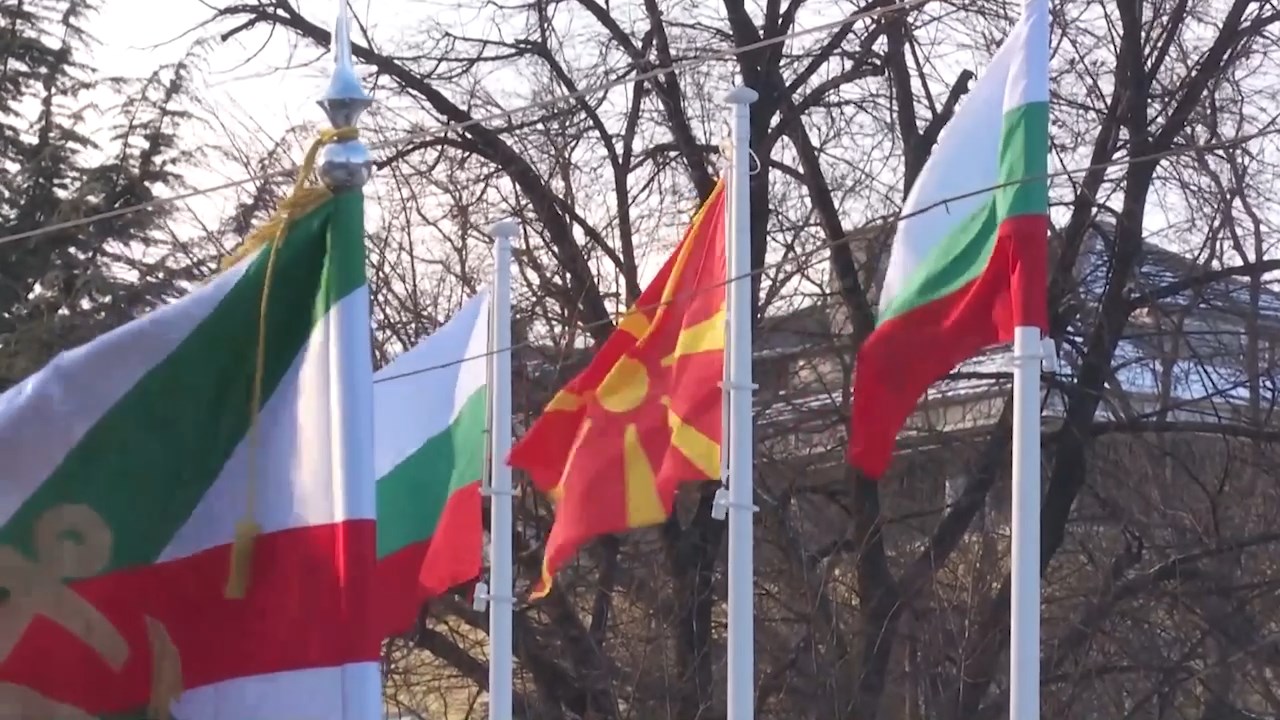 Во Софија средба Сиљановска-Давкова со Јотова