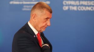 Чешкиот премиер до светските лидери: „Војната во Украина не е виртуелна, застрашувачки е реална“