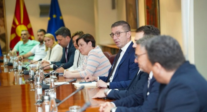 Мицкоски: Со маркетите се договара инфлацијата и цените на основните производи да останат под 3 проценти