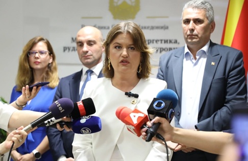 БОЖИНОВСКА: Можно е поевтинување на струјата со оглед на ниските цени на берзите и растот од обновливи извори