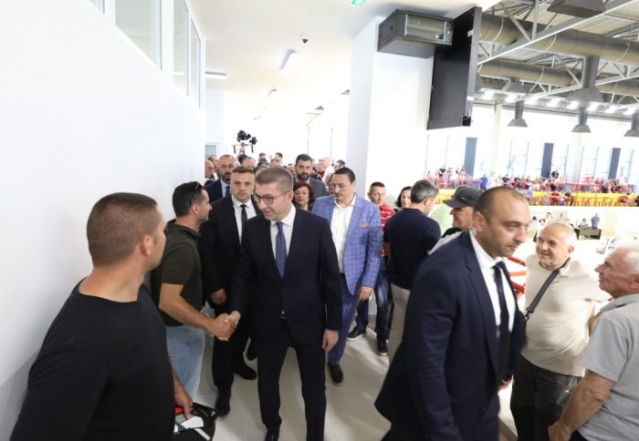 (фото) ОТВОРЕНА САЛАТА РАСАДНИК ВО КИСЕЛА ВОДА: Најсовремен објект за спортување на младите и расадник за идни мега ѕвезди