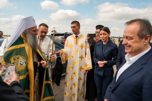 Порфириј навредува верници – „и по некој дебил“