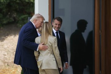 ТРАМП ОДБИЛ ДА СЕ СЛИКА СО МЕЛОНИ: Барала фотографија на Г7 за да го поправи падот на рејтингот, тврди американскиот претседател
