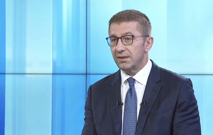 МИЦКОСКИ: Го осудувам инцидентот со дипломатските возила, МВР го обезбеди сторителот