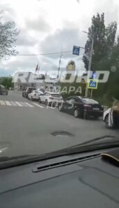 ВИДЕО: Рестрикции за гориво во Русија, долги редици на бензинските