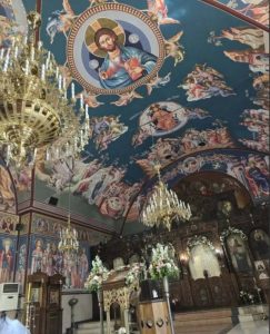 Бугарската црква со тапети прекрива стари фрески