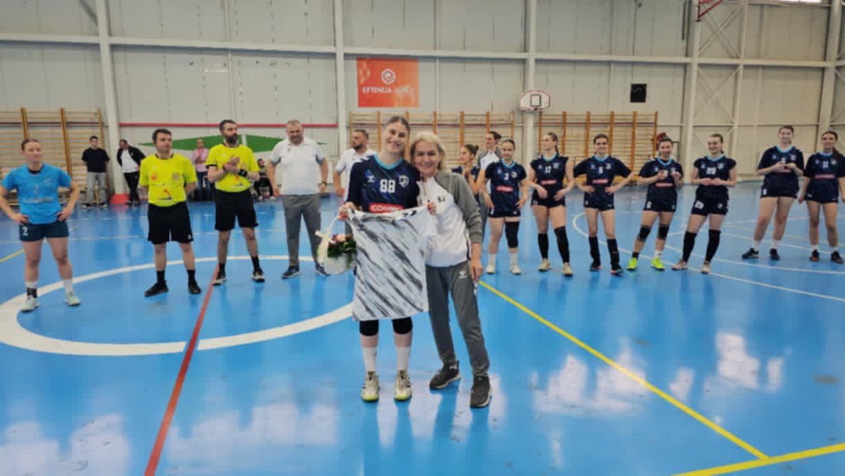 Габриела Величковска му кажа збогум на ракометот!
