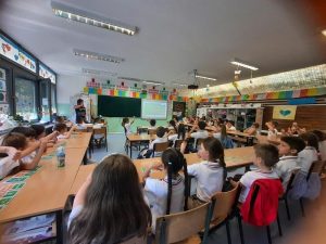 „Финансиска училница“ на Комерцијална банка со 90 ученици од ООУ „Јохан Хајнрих Песталоци“ во Скопје