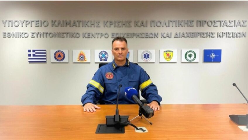 Два големи пожари во Грција, пожарникарите со часови се борат со пламените