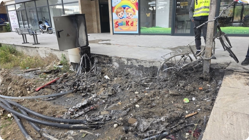 Од електрична инсталација изби пожар во Кисела вода, станарите со бебиња боси и по пижами бегаа да се спасат