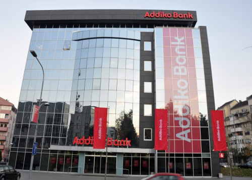 НЛБ вторпат ја зголеми понудата за Адико банка – нуди 37 евра по акција