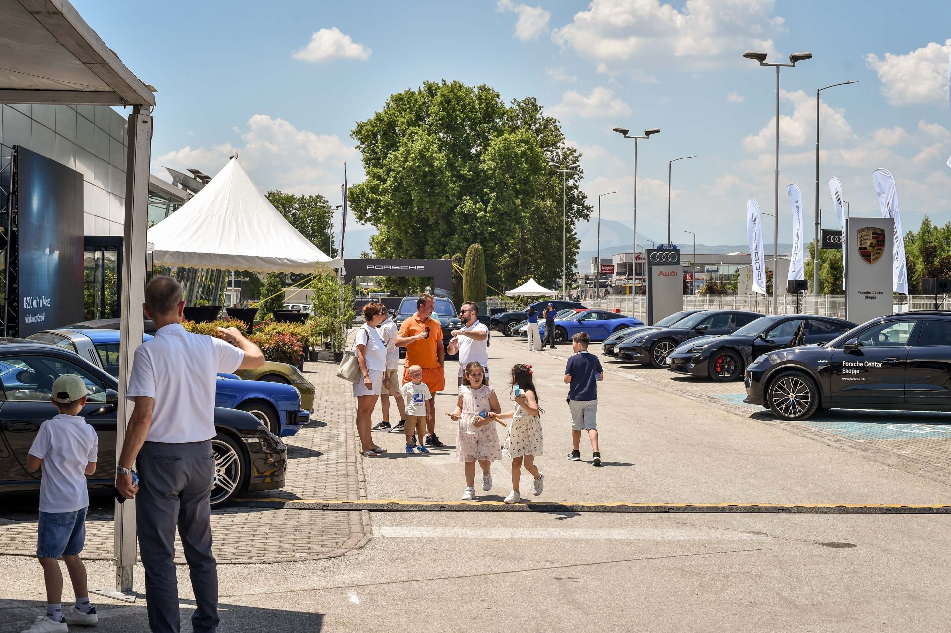 Споделена пасија и моќни перформанси: Незаборавно искуство на големиот Porsche Community настан во Скопје