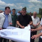 НИКОЛОСКИ: ВО НОВАЦИ ИНВЕСТИРАМЕ 1,2 МИЛИОНИ ЕВРА ВО ИЗГРАДБА НА ИНДУСТРИСКА ЗОНА И УЛИЦИ, А ВЕЌЕ СЕ ГРАДАТ И ПРВИТЕ ДВЕ ФАБРИКИ