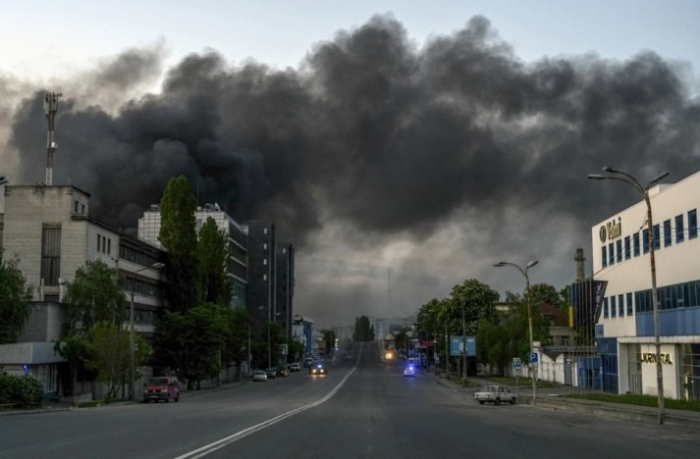 Најмалку четири лица загинаа во руски напади врз источна Украина