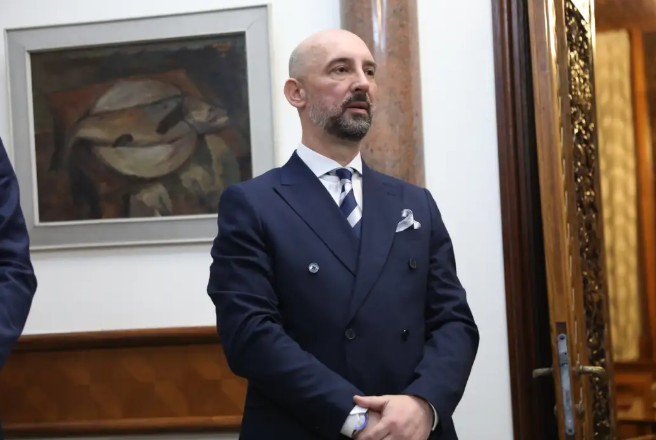САВЕСКИ: Предметот „Мазут“ е во Вишото ЈО, а „шпионажа во кабинетот на претседателката“ е во завршна фаза