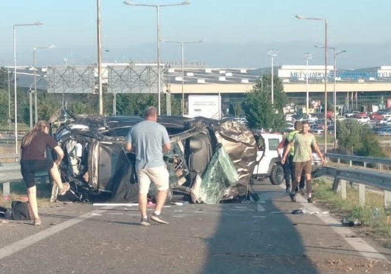 ЗАРАДИ СООБРАЌАЈКАТА ВО БЛИЗИНА НА СКОПСКИОТ АЕРОДРОМ: Се пренасочува сообраќајот преку клучка Рафинерија