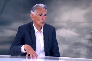 Воен аналитичар: Во своето писмо, Зеленски иронично и саркастично го исмеа и понижи Путин