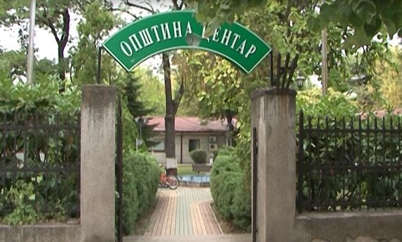 Општина Центар: Сечење и кастрење на заболените и небезбедни дрвја на „Ленинова“ и „Мирослав Крлежа“, нови садници ќе бидат засадени на истите локации