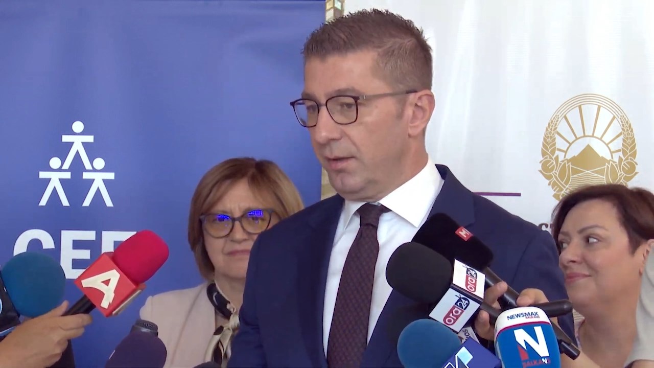 Мицкоски: Цените на основните прехранбени производи треба да се намалат, оправдување и изговори не прифаќам