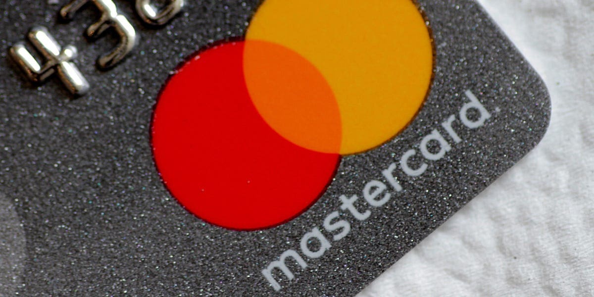 Од 31 јули Mastercard го укинува Fast Track во Македонија, Комерцијална банка ги информираше корисниците